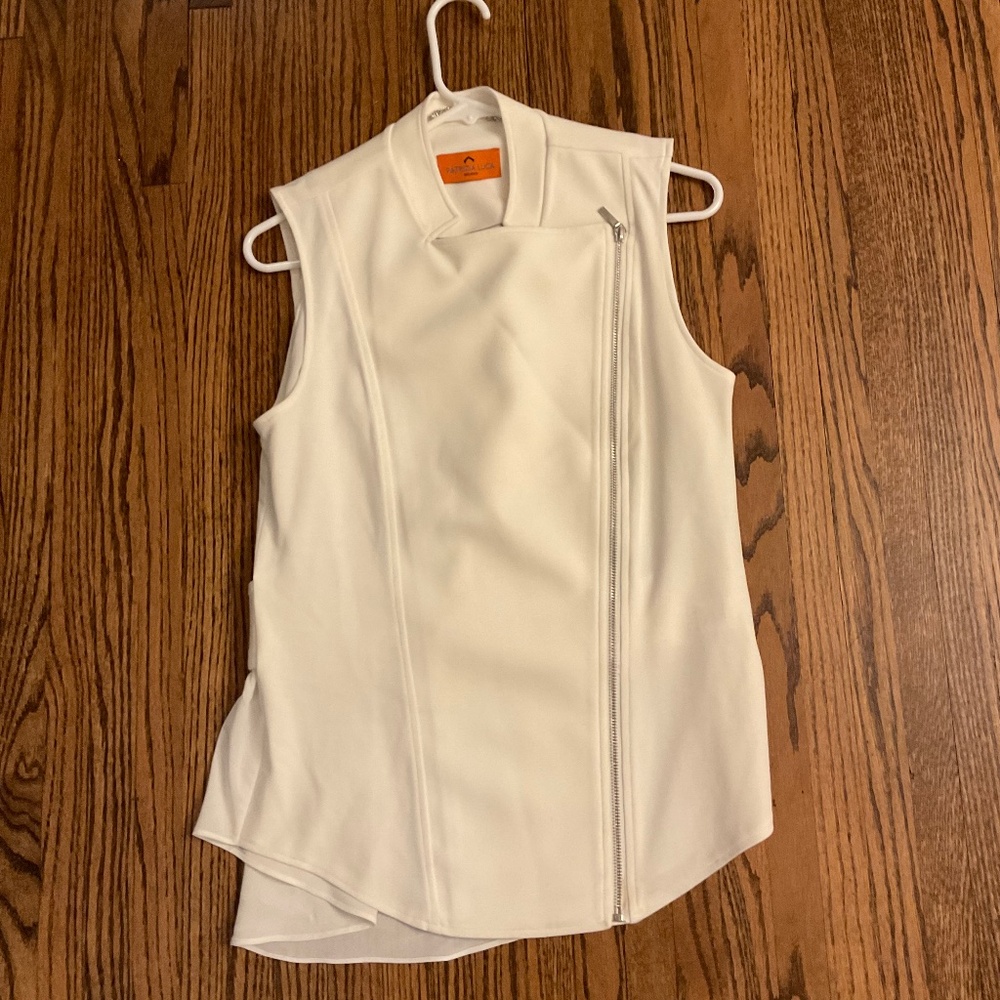 Patrizia Luca Milano zip up top